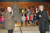 Embedded Image for: Kentucky School Advocate (02-13-GYMO-swearing-in.jpg)